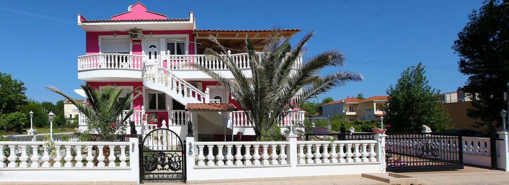 Nereids Apartments And Studios Khrysi Ammoudia Eksteriør bilde