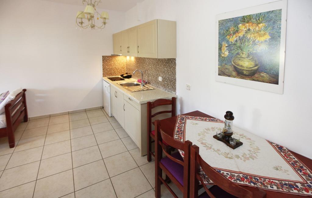 Nereids Apartments And Studios Khrysi Ammoudia Eksteriør bilde