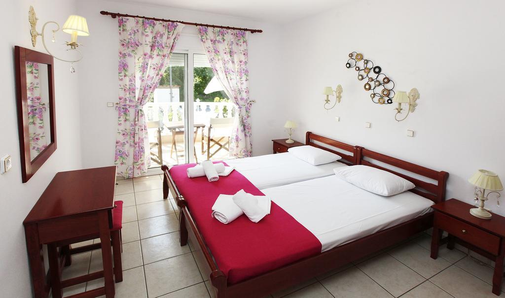 Nereids Apartments And Studios Khrysi Ammoudia Eksteriør bilde